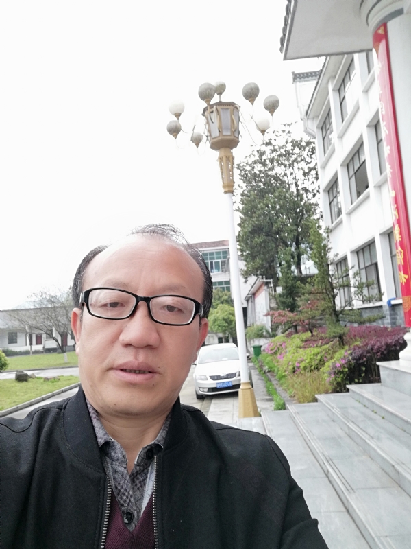 玫瑰祥云的第二张照片--黄冈中老年相亲网